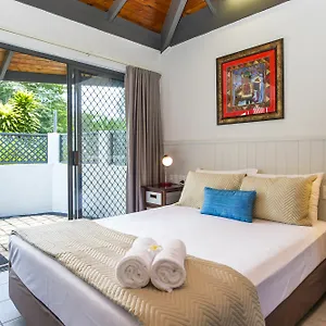 Island Leisure 4*, Nelly Bay Australia