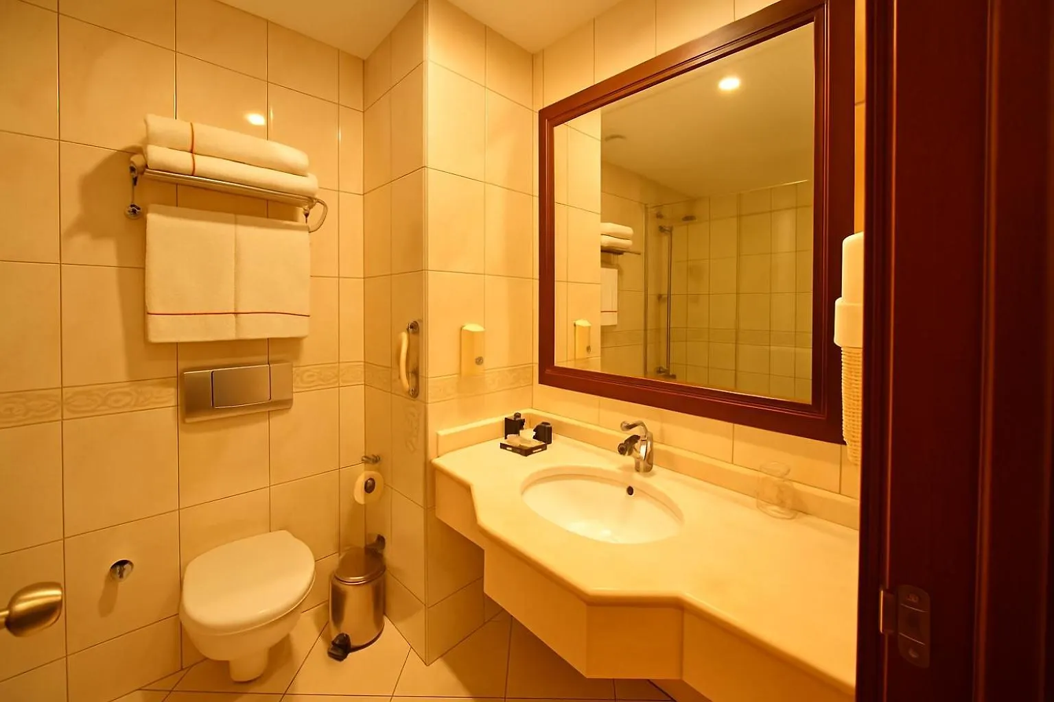 ****  Taksim Gonen Hotel Istanbul Turkey